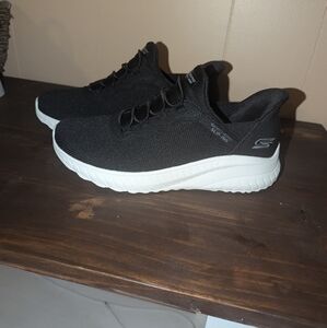 Skechers slip in black tennis shoe size 6.5